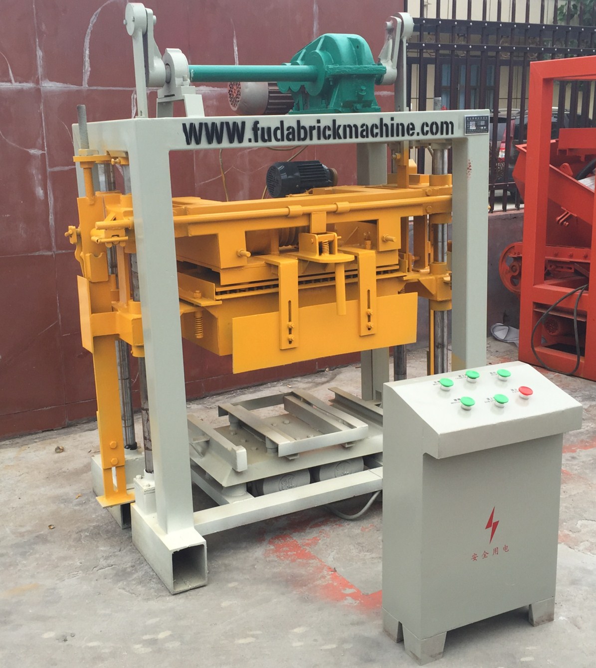 QT40-2 block machine