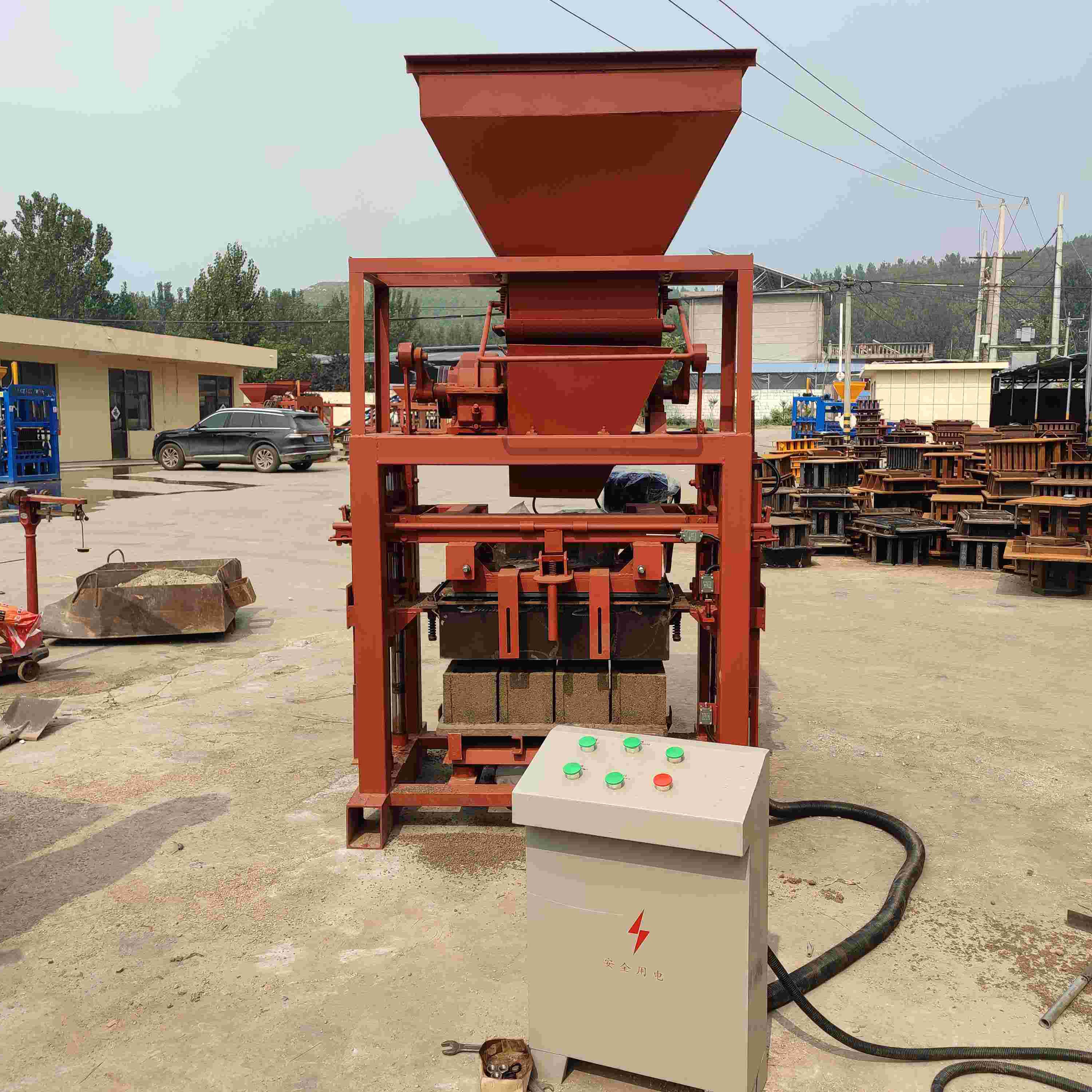 QT40C-1 semi automatic cement brick machinery small scale hollow block production line 