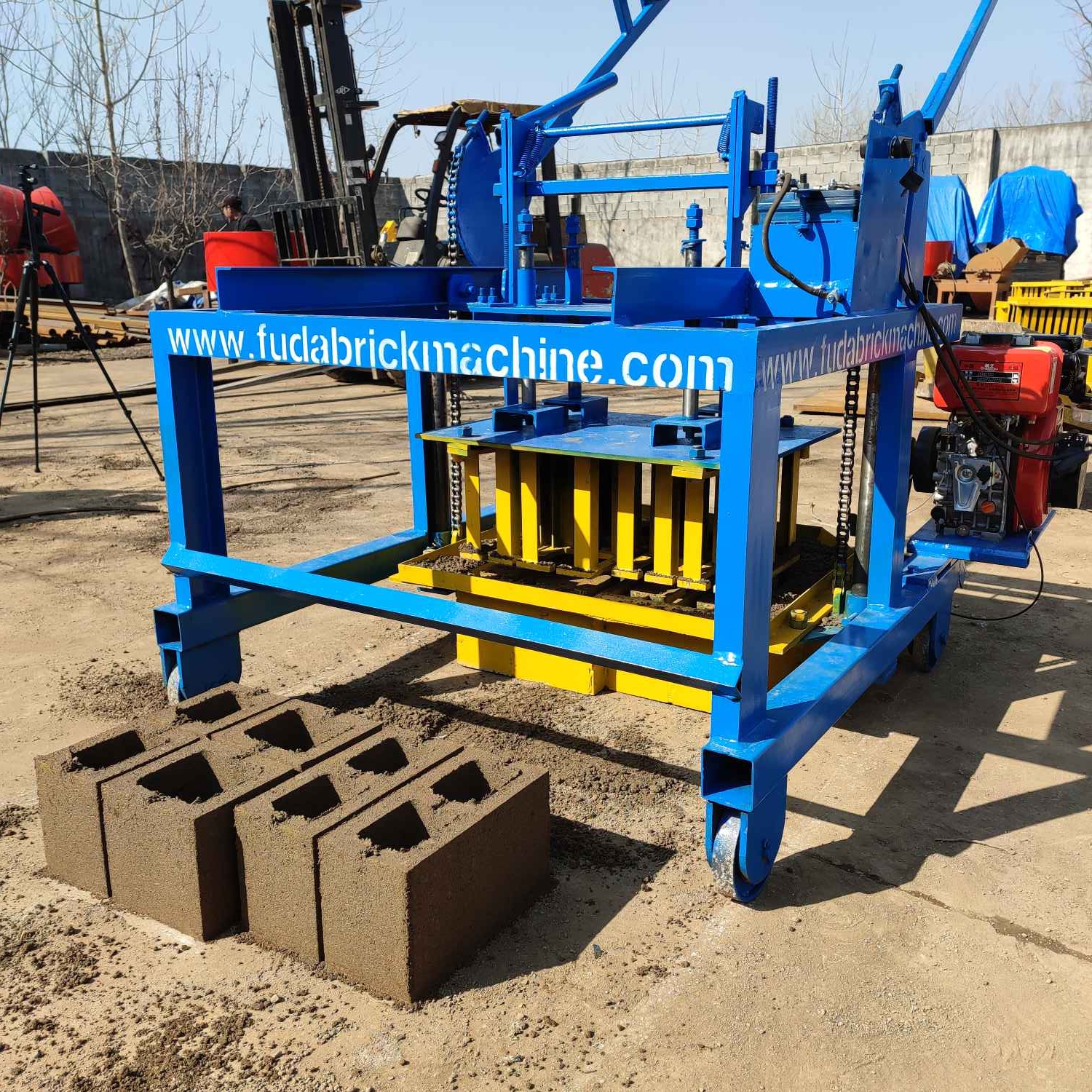 moving block making machine