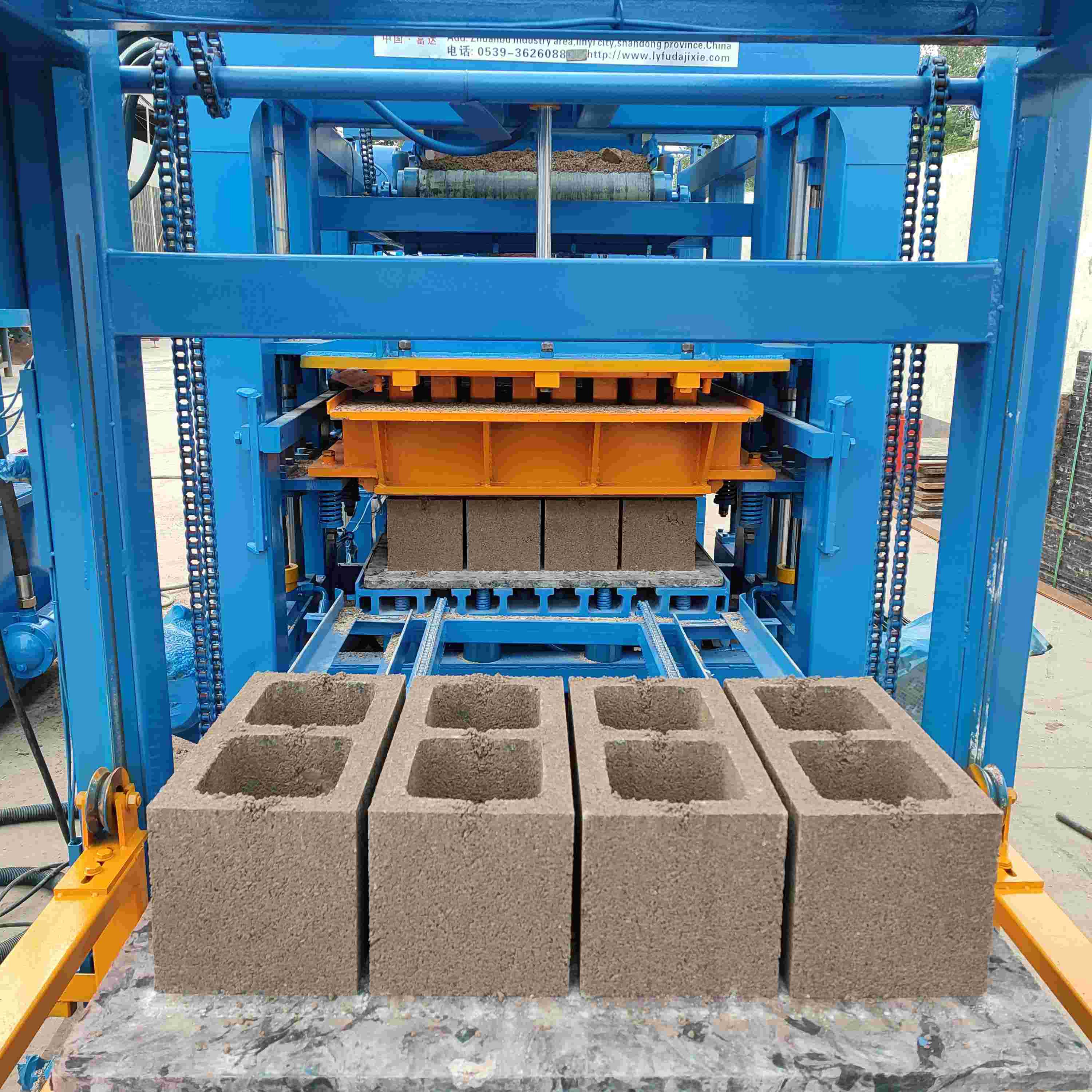 QT4-18 automatic concrete block molding machine paver interlock brick making machine for sale