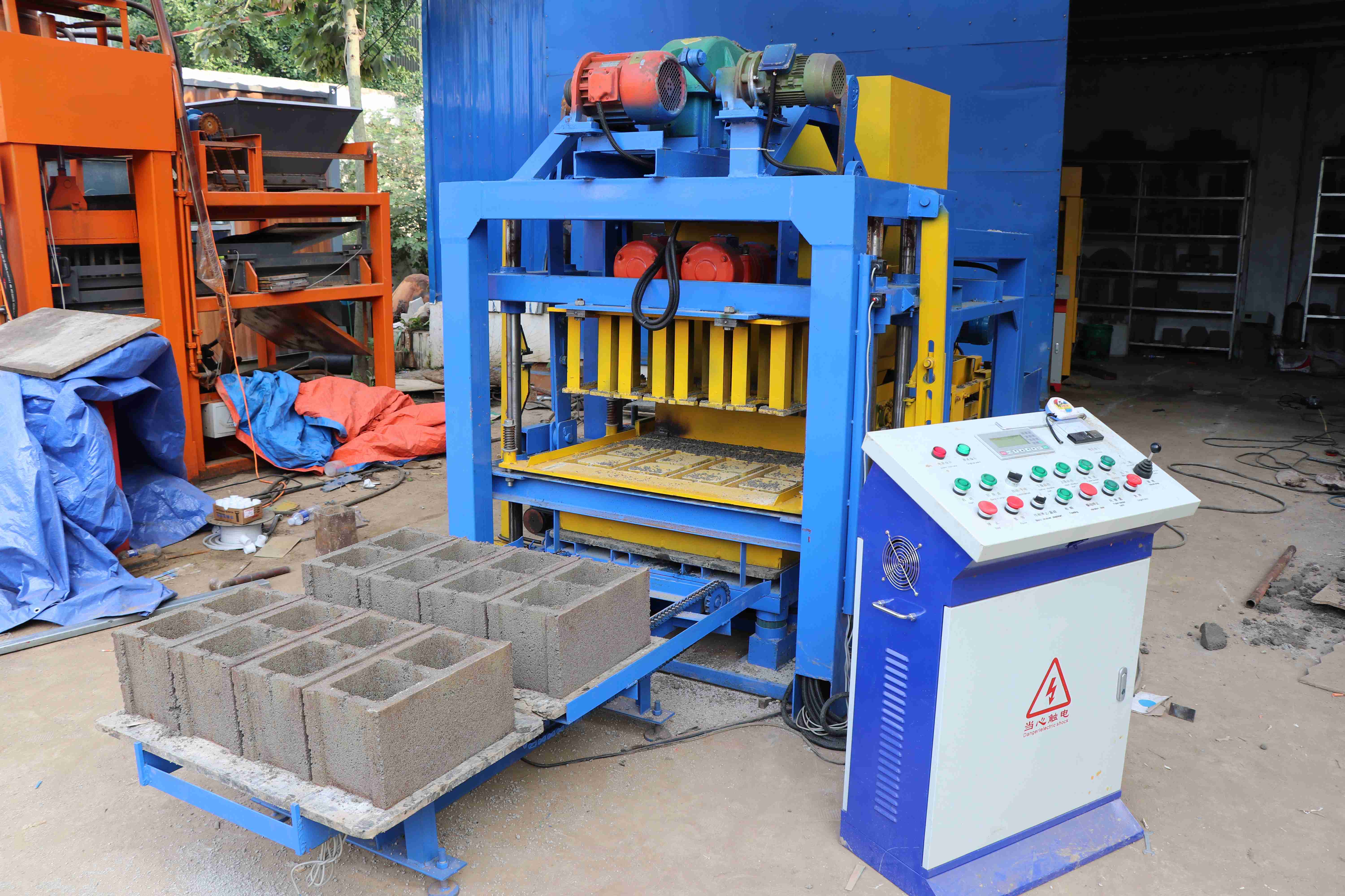 small automatic block machine