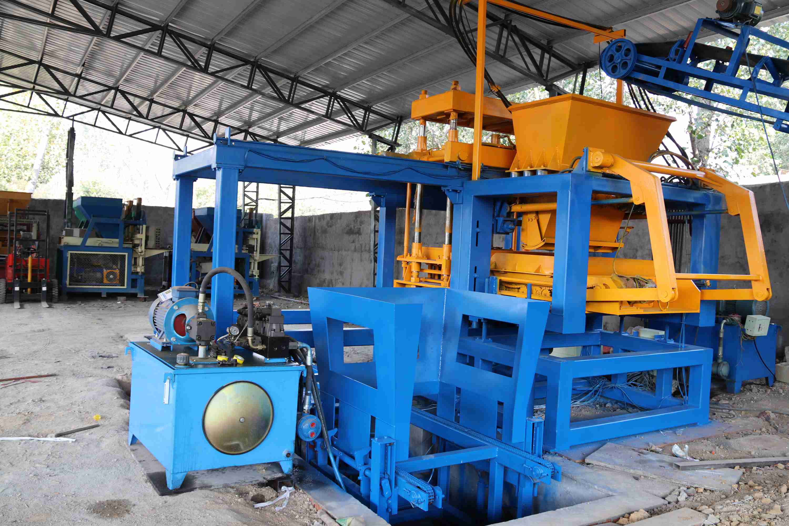 pallet free brick making machine