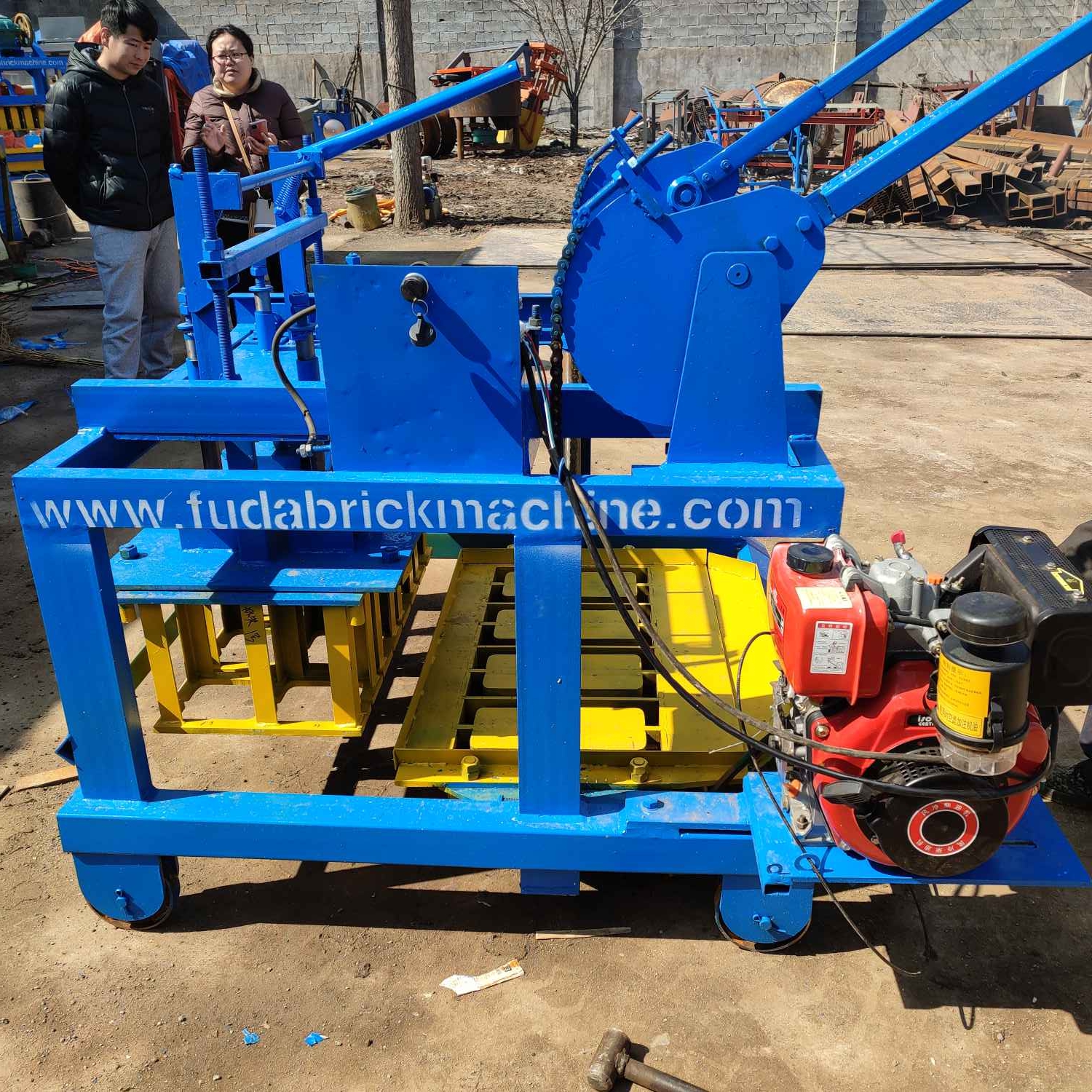 moving egg laying block making machine