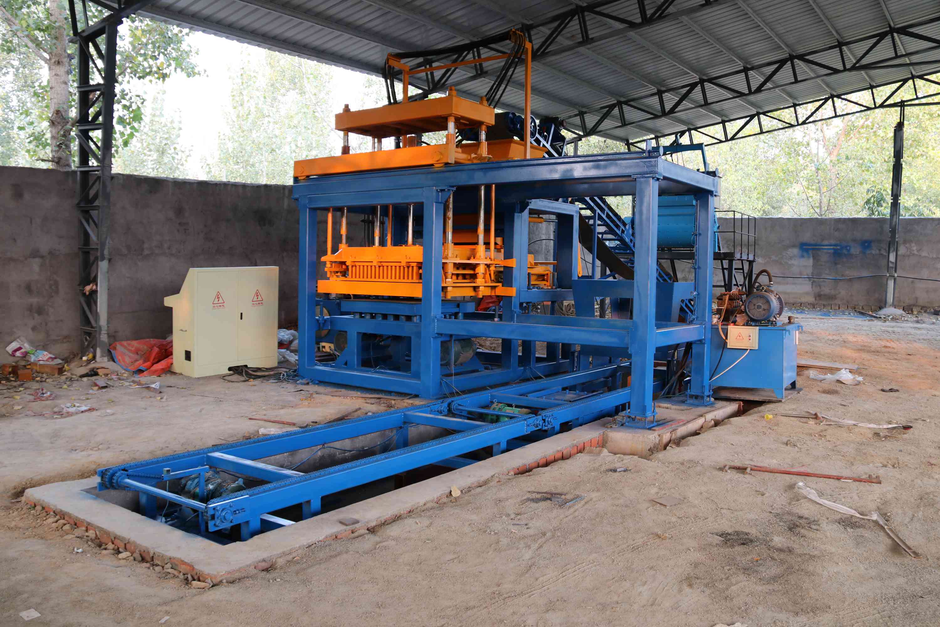 pallet free brick making machine