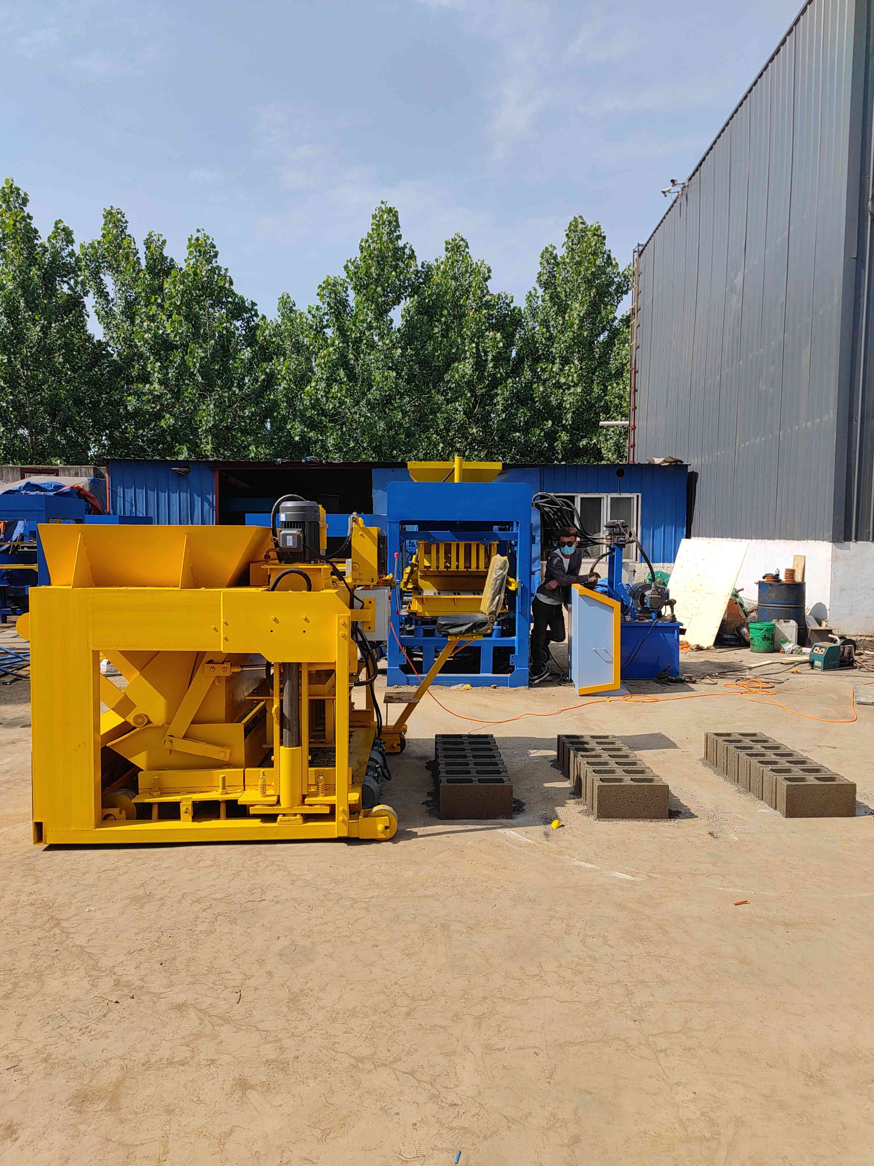 hollow cement interlock interlocking brick making machinery automatic car egg laying concrete block machine